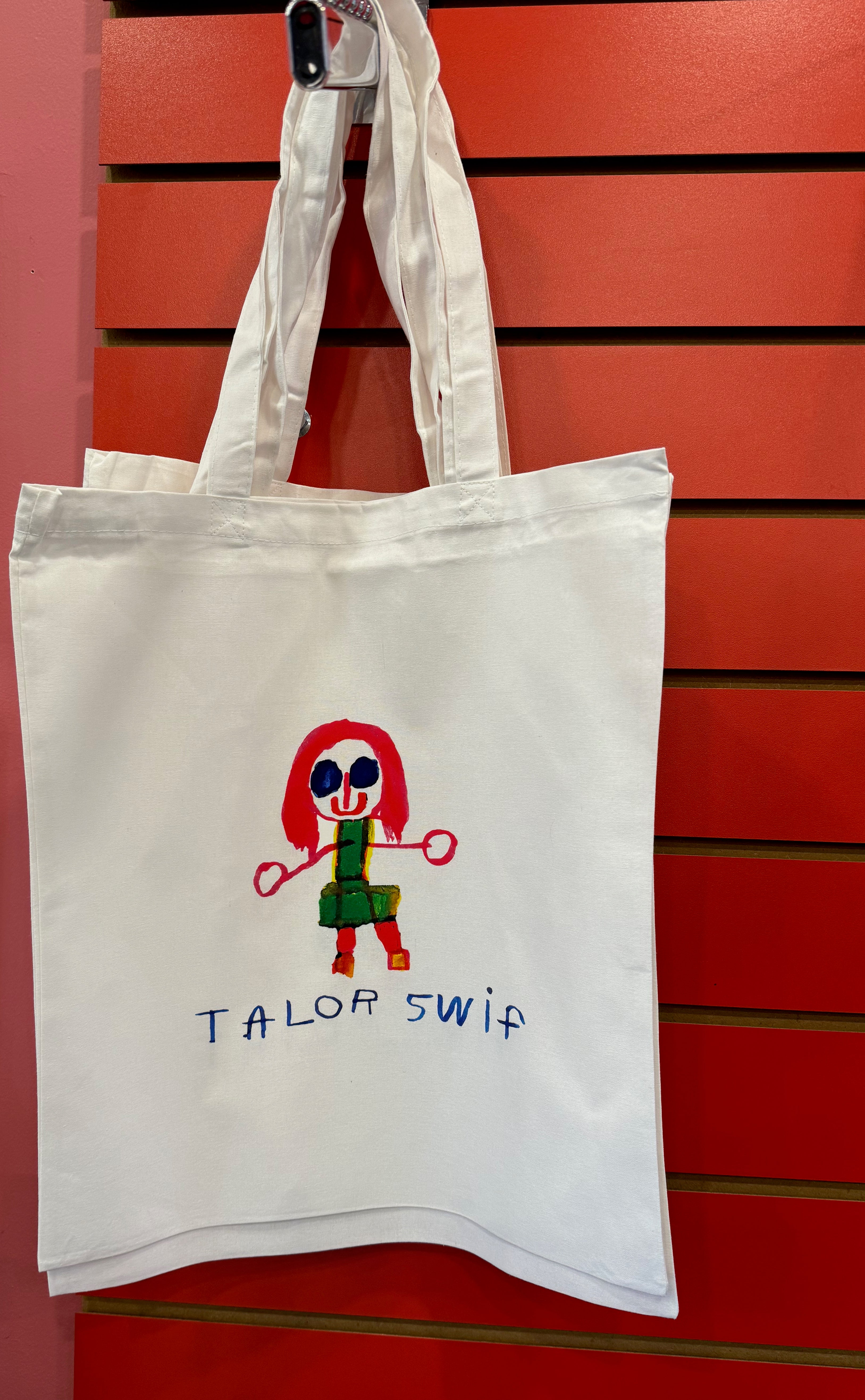 TOTE - TAYLOR SWIFT, by BETH BEAUMONT-EPSTEIN